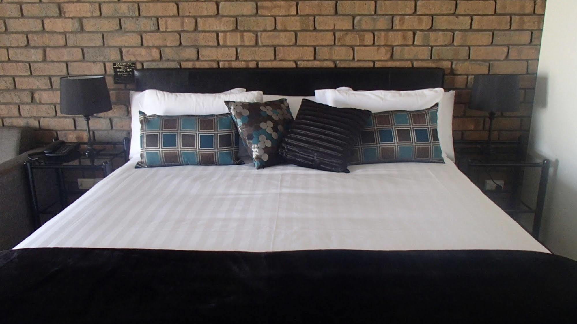 מילדורה City Colonial Motor Inn מראה חיצוני תמונה