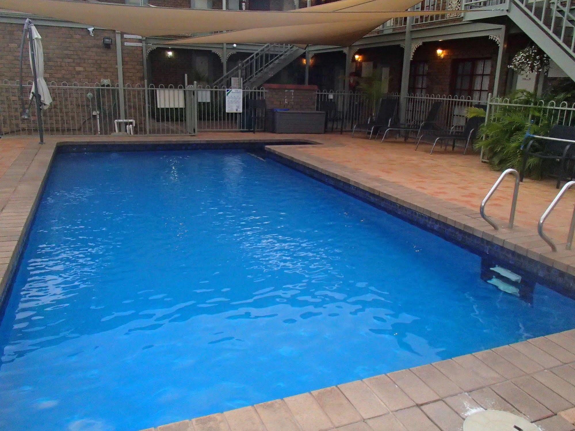 מילדורה City Colonial Motor Inn מראה חיצוני תמונה